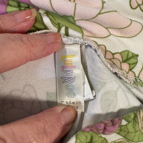 Lularoe Tall & Curvy Super Soft Floral Leggings Shades of Pink and Green - Picture 4 of 5